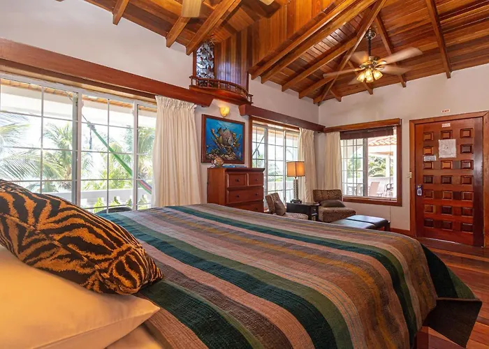 Hotel Blue Tang - Beachfront And Pool San Pedro (Ambergris Caye)